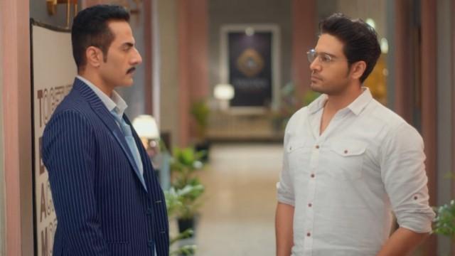 Vanraj Mocks Anuj