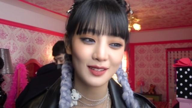 I-TALK #92: 'TOMBOY' MV Shooting - Behind the Scenes Part 1