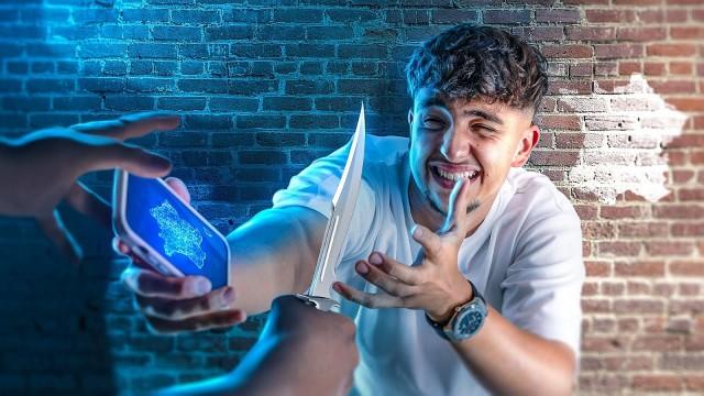 Je me fais voler mon téléphone par un abonné… (il fait le tour de la France) #2