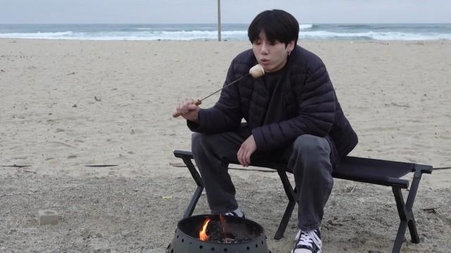 Jung Kook l CAMPING VLOG