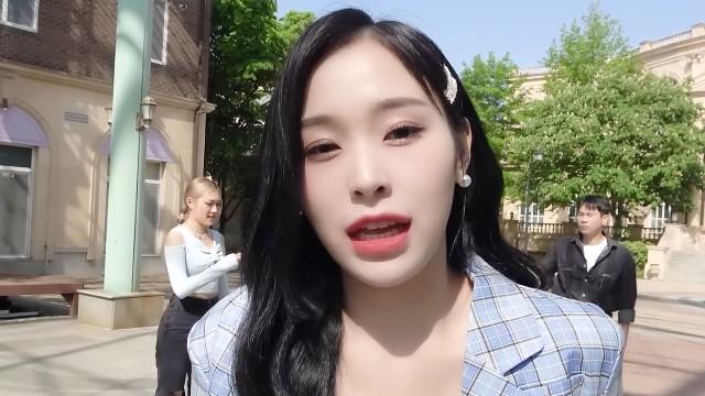 EP.240 Gahyeon 'Playground' Special Clip Behind