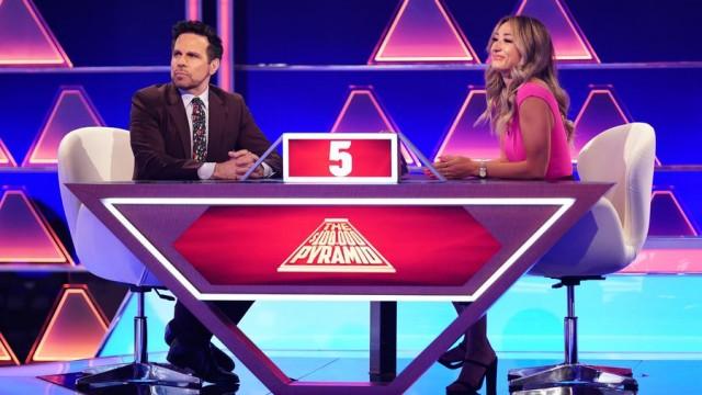 Mario Cantone vs Rachel Bloom and Lisa Ann Walter vs Janelle James