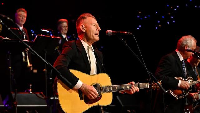 Lyle Lovett & His Large Band