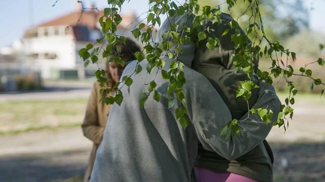 Skola för Guds skull del 2 - "Jag sover med lamporna tända"