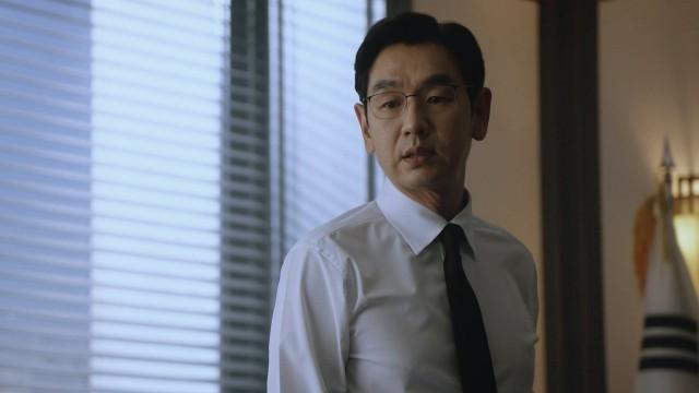 Jin-jung Tracks Prosecutor Oh