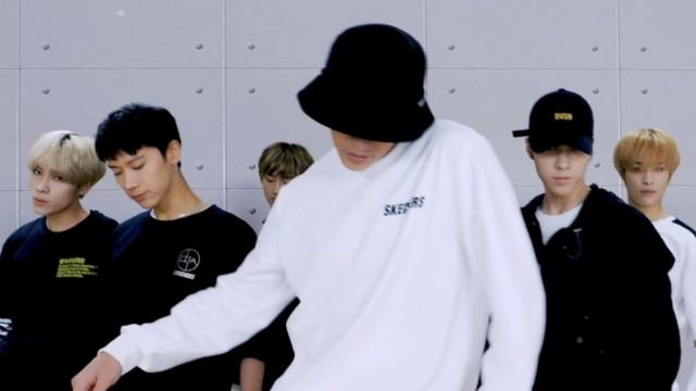 WayV 威神V '天选之城 (Moonwalk)' Dance Practice