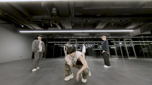 WayV 威神V 'Miracle' Dance Practice (360º Ver.)