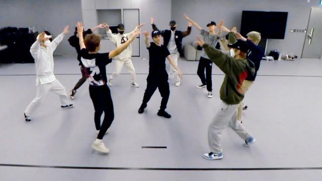 [Un Cut] Take #12 | NCT U ‘Universe (Let's Play Ball)’ Dance Practice Behind the Scene