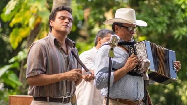 Leandro consigue acordeonero