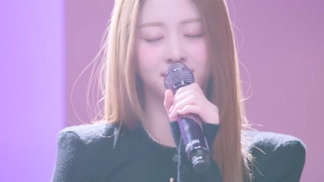 LE SSERAFIM HUH YUNJIN