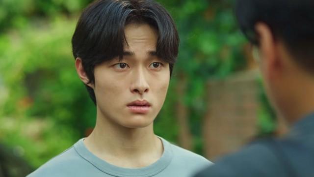Young-min Meets Ji-hyun