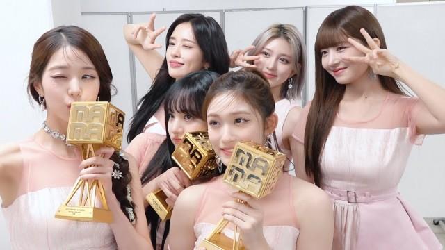 2022 MAMA AWARDS BEHIND