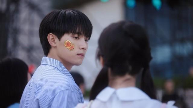 So Rangrang Likes Sunflowers