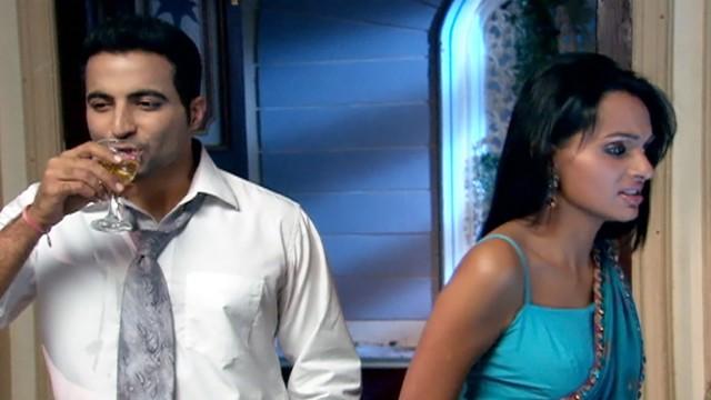 Nupur, Ritesh's Heated Debate