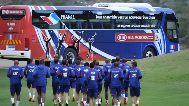 Le Bus : Les Bleus En Grève