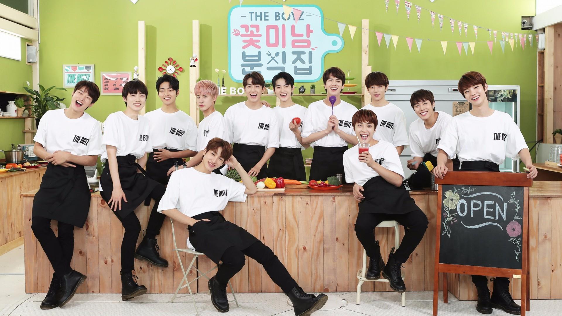 The Boyz flower snack