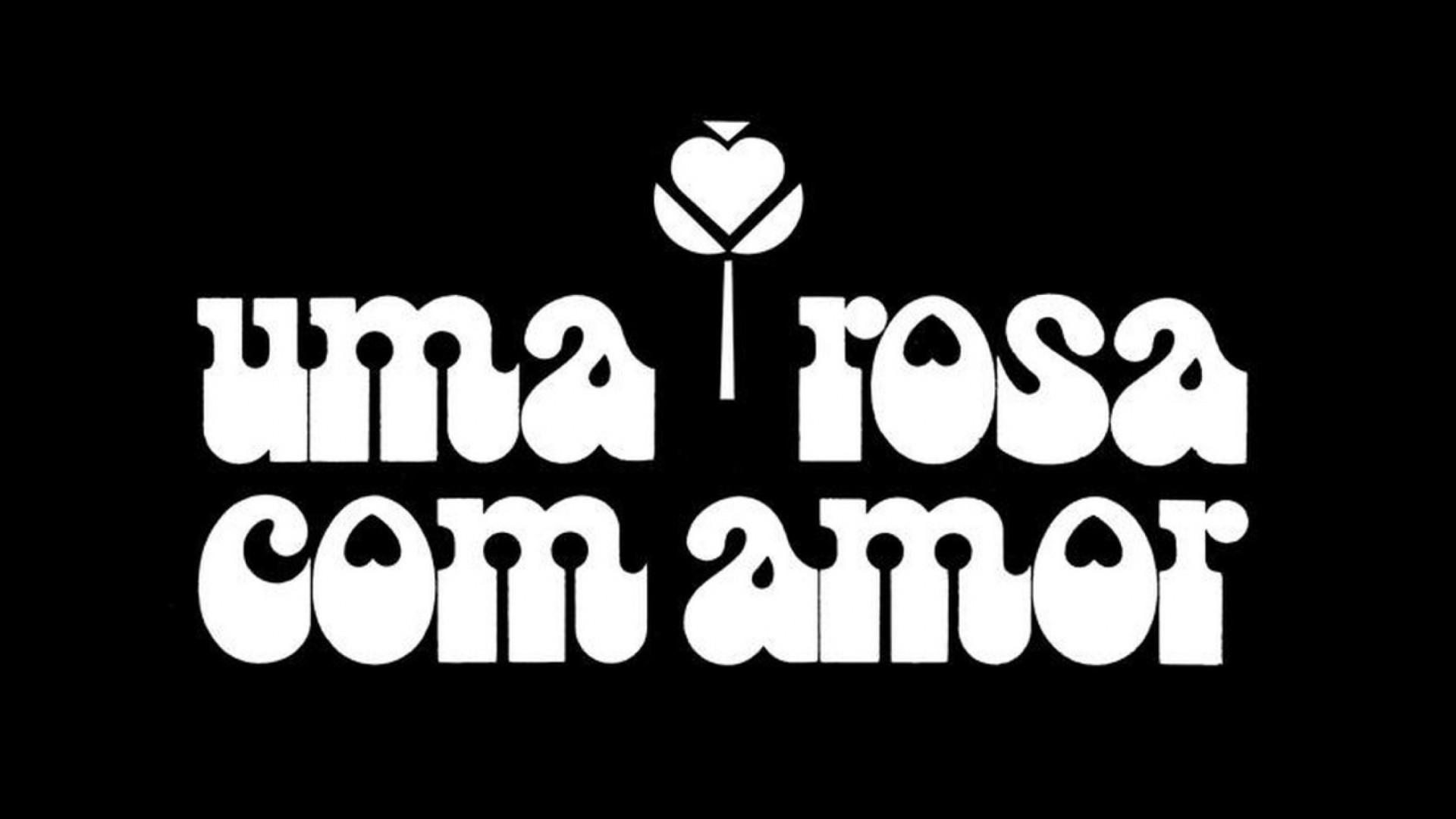 Uma Rosa Com Amor