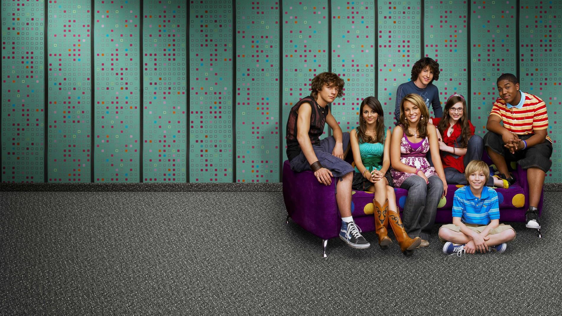 Zoey 101 | TV Time