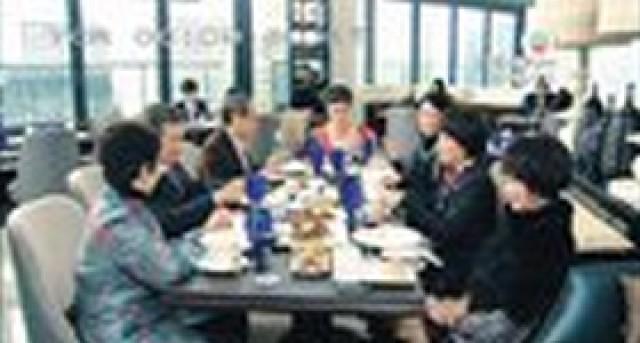 Family Dinner to Resolve Grievances