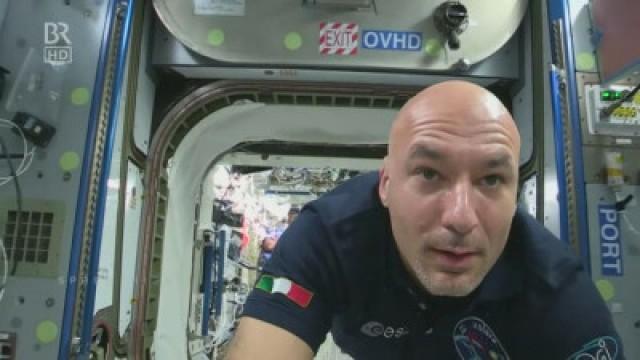 How to become an Astronaut?