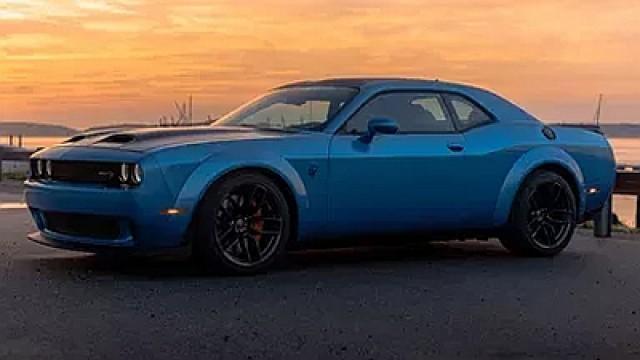 Dodge Challenger SRT Hellcat