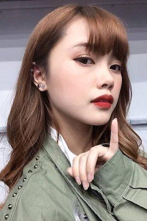 Picture of Praewa Suthamphong