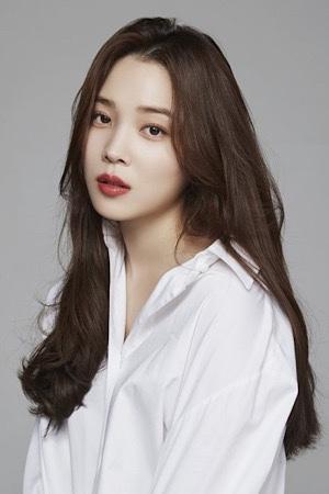 Picture of Yoon So-hee