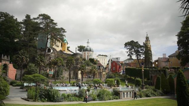 Sicily: The Setting for Tornatore's Cinema Paradiso