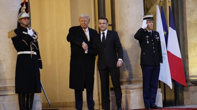 Trump : la "diplomatie" à la force du poignet