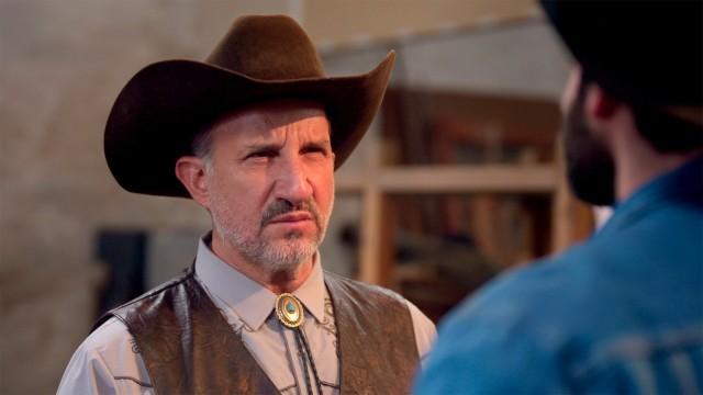 Honrando la memoria de Valeria, Isabel se alía con Santiago