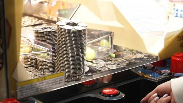 The Lure of Token Games at an Amusement Arcade