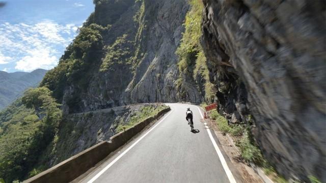 CYCLE AROUND TAIWAN - A World of Indigenous Wonders