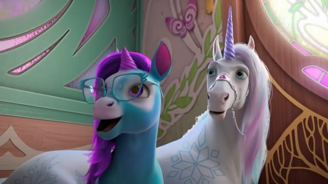 Body Swap with a BABY UNICORN?!