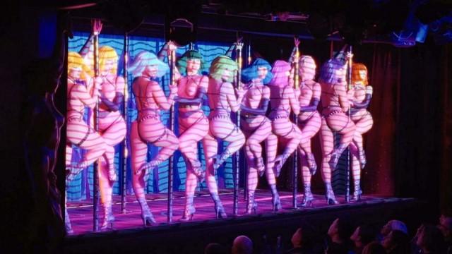 Crazy Horse, un cabaret llamado Deseo