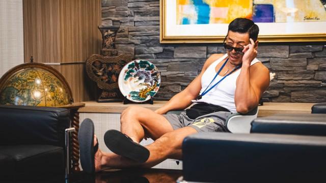 筋肉男と次々合体!…まさかの別人に!