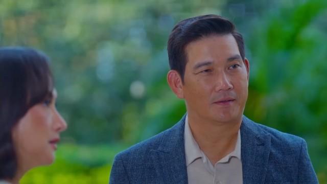 Joey becomes a witness to a crime!