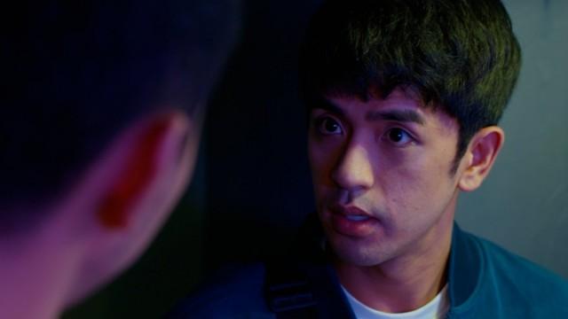 Should Joey trust the mysterious Agent Oppa?