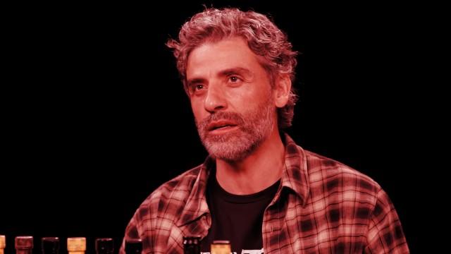 Oscar Isaac Has Beef With Spicy Wings
