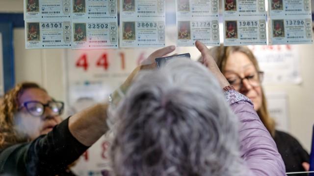Sociología del azar: Lotería de ‘boomers’, apuestas de ‘zetas’