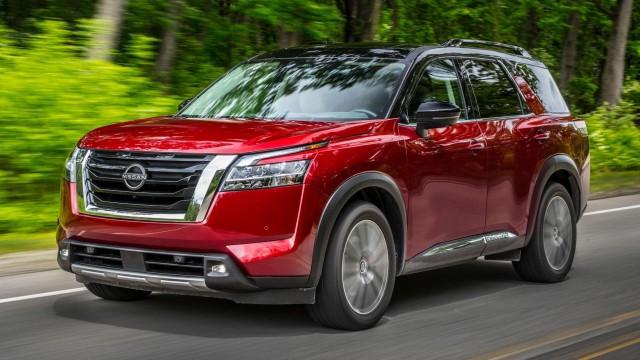 2022 Nissan Pathfinder & 2022 Volkswagen Taos