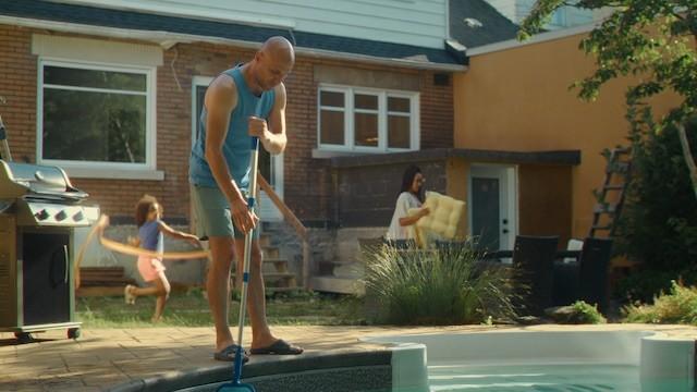 Martine Sees Blurred