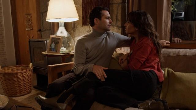 "¿Te enamoraste de una mujer?": Gabriel queda en shock tras revelación de Paula